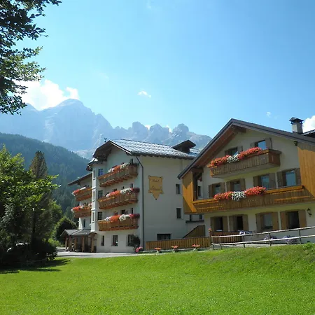 Edelweiss Hotell 3*