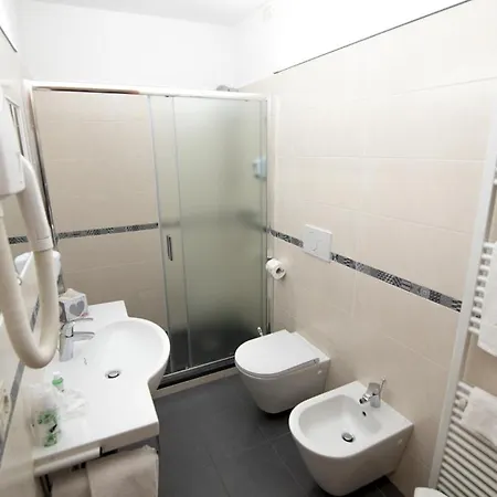 Hotell Edelweiss 3*