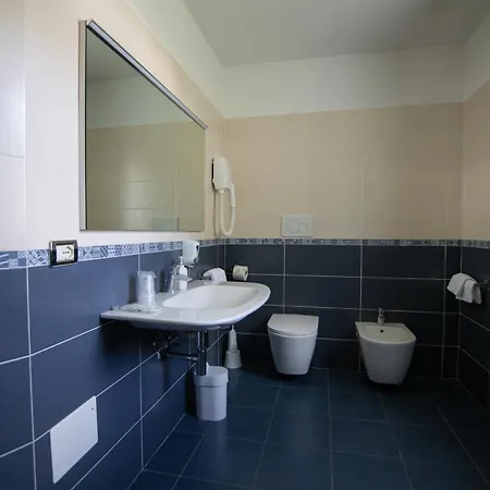 Edelweiss Hotell 3*