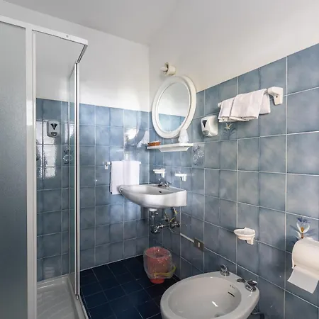 Hotell Edelweiss 3*