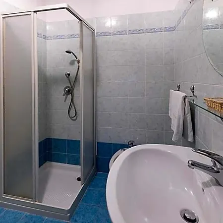 Edelweiss Hotel 3*