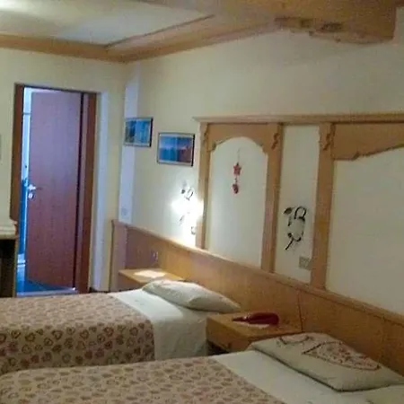 Hotel Edelweiss