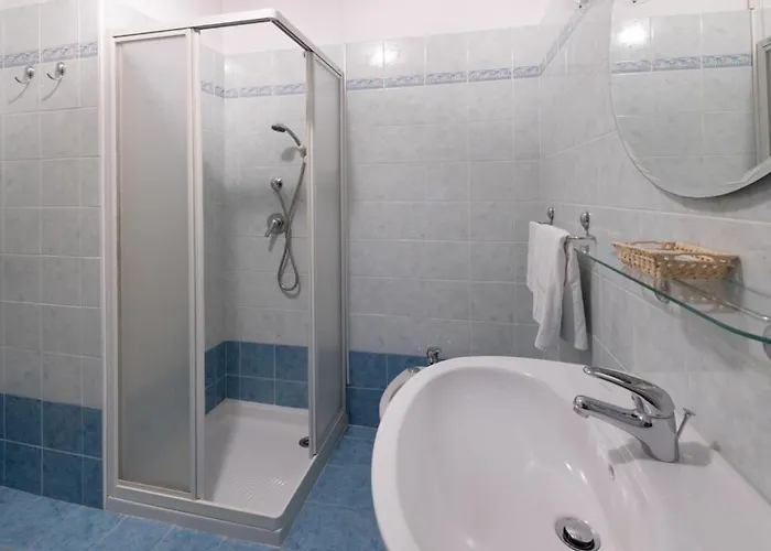 Edelweiss Hotel 3*
