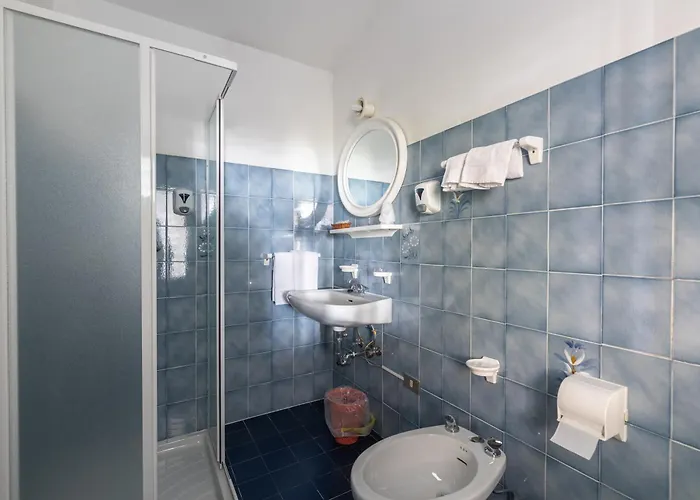 Hotel Edelweiss 3*